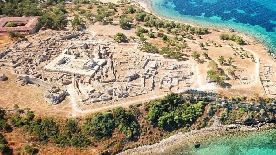 The Sanctuary of Apollo and Walking Town of Aegina Town