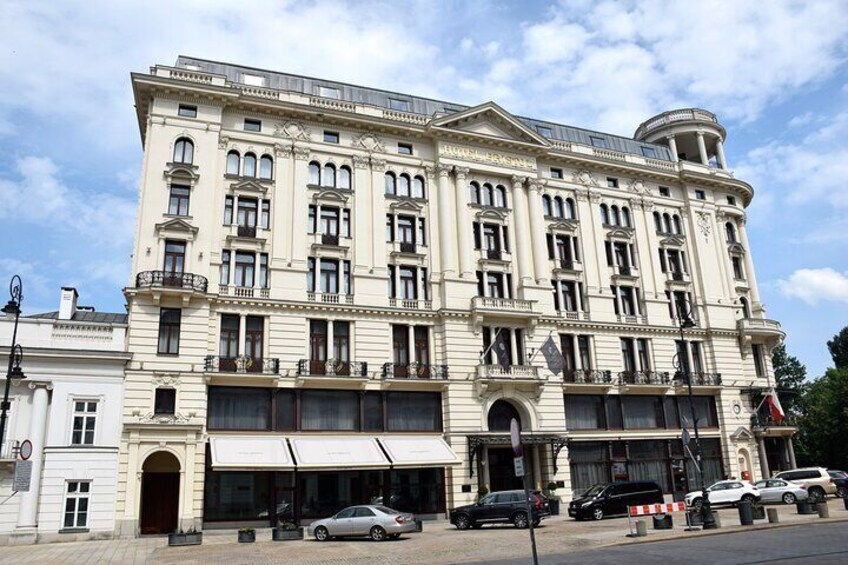 09 Bristol Hotel