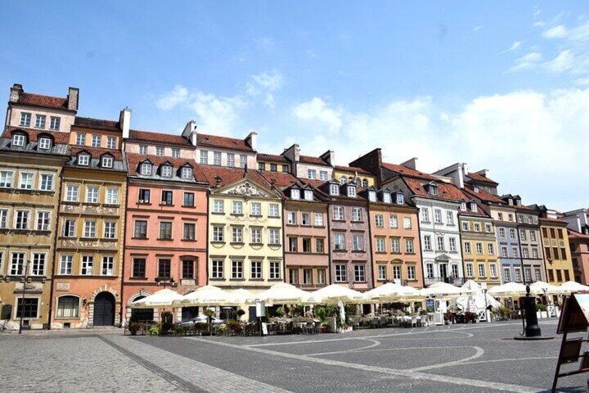 04 Old Town Square