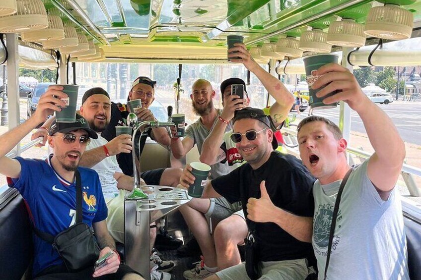 Sightseeing Party Tour in Budapest