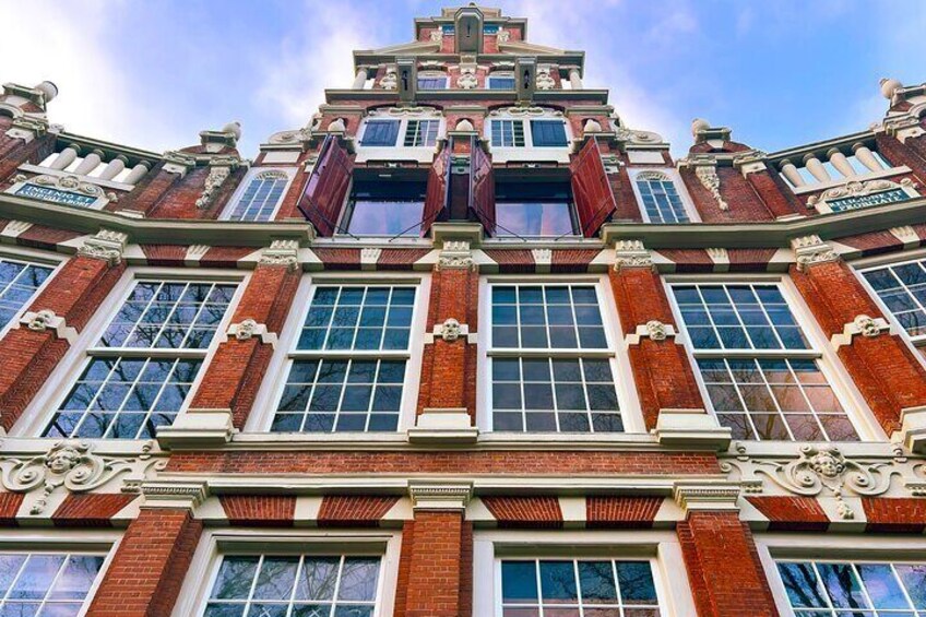 1 Hour and 30 Minutes Private Golden Age Architecture Tour