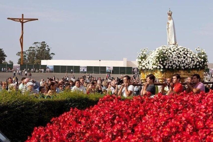 Our Lady of the Rosary of Fatima