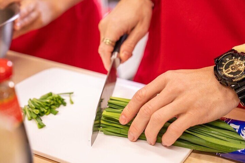 Osaka Cooking Class and Sake Tasting with Local Supermarket Visit