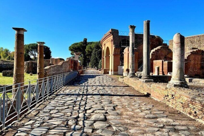 Journey Through Time to Ostia Antica Half Day Tour by Train