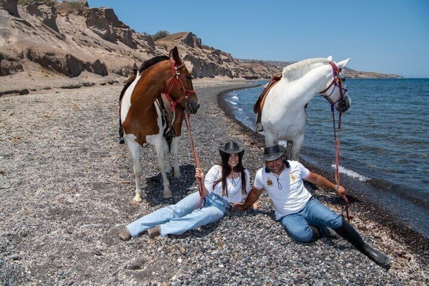 Premium Secluded Black Beach Horseback Riding Tour in Santorini