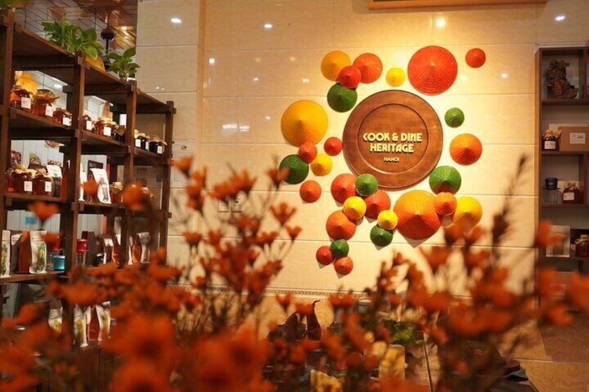 Hanoi Cooking Class: 5 Dish Dinning with Free Local Fruit Wine