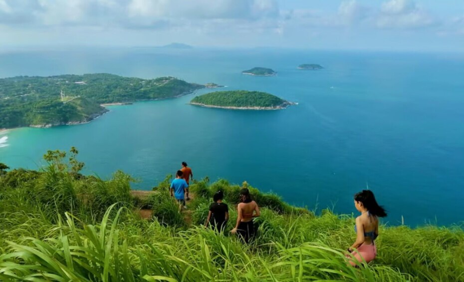 Early Morning Trek: Sunrise Hike & Secret Viewpoint in Phuket