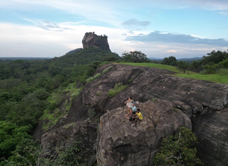 Picture 1 for Activity Non-Touristic Sigiriya on tuktuk