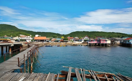 Coral Island Escape: Ganztägige Speedboat-Tour für Indien-Reisende