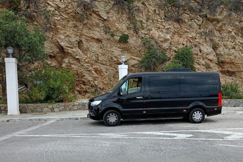 Mykonos Transfers – 24/7 Service Across the Island