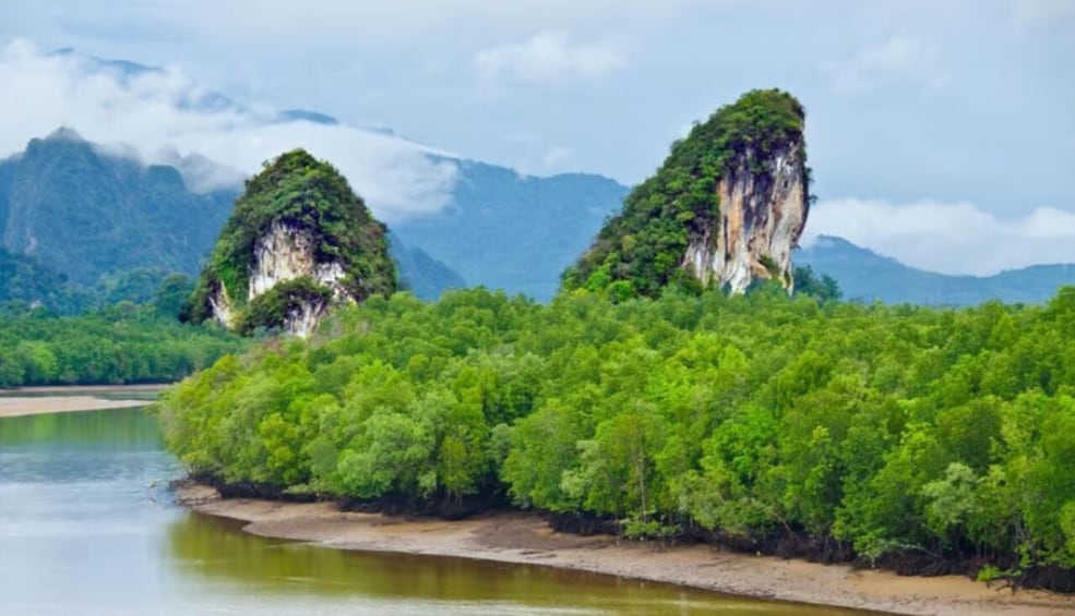 Discover Krabi: Relaxing Hot Springs & Emerald Pool Swim