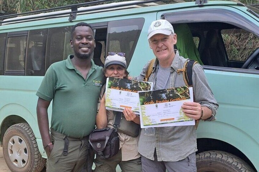 4 Days Gorillas and Golden Monkeys in Uganda and Rwanda