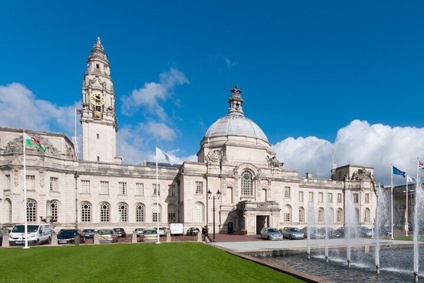 Cardiff: City Highlights Guided Walking Tour