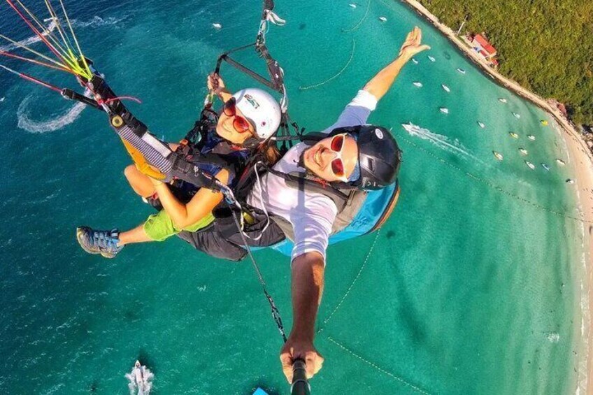 Skybound Tandem Paragliding Over Koh Larn Scenery in Pattaya 