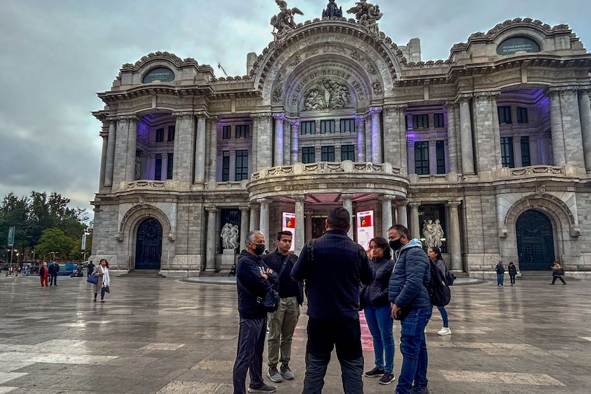 Mexico City at Night Tour with Optional Access to Torre Latinoamericana