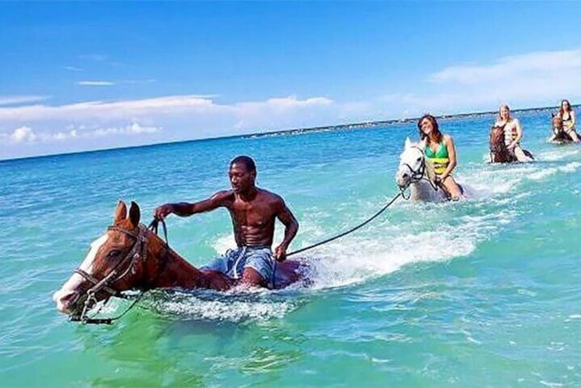 2 hours Seashore and Desert Horseback Riding