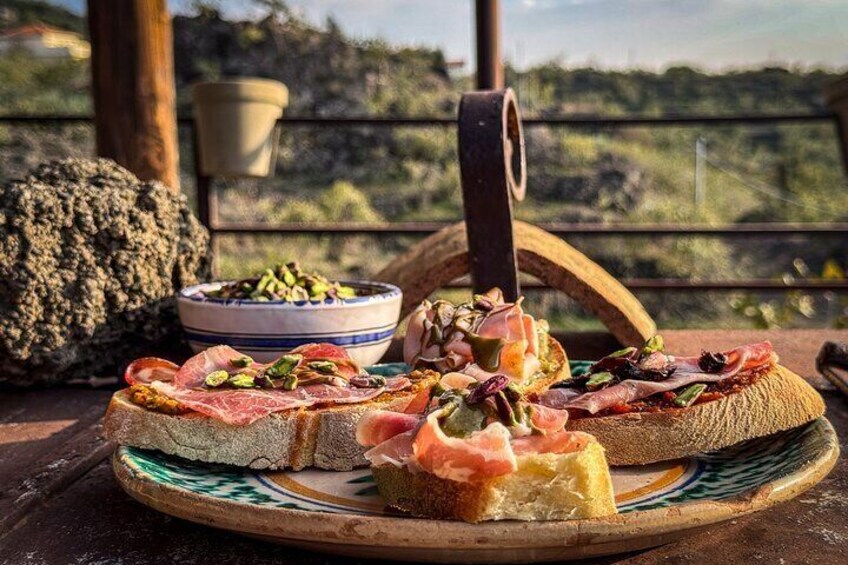 Bronte Pistachio Farm Tour and Lunch with Farmer