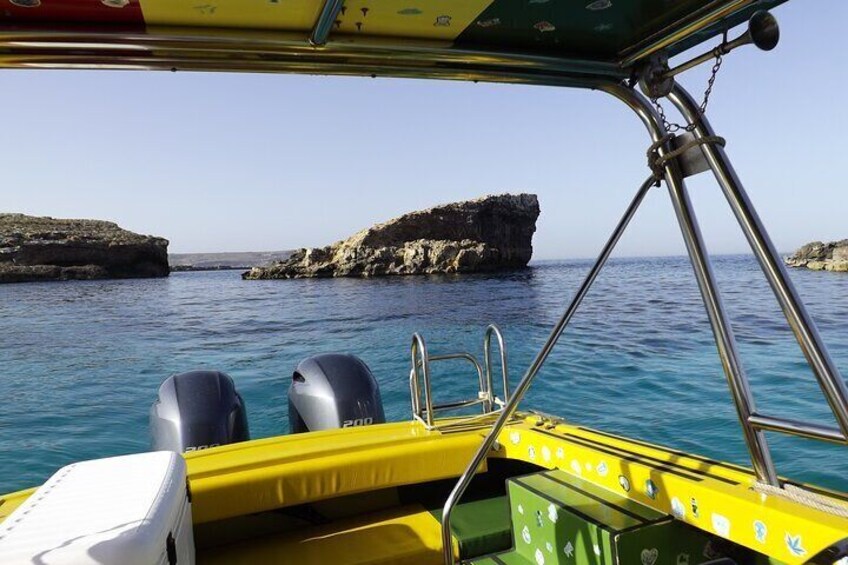Private Speedboat 3hrs around Comino Crystal & Blue Lagoon Caves