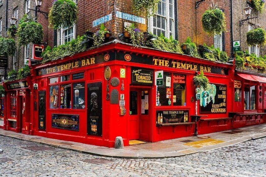 The famous Temple Bar 