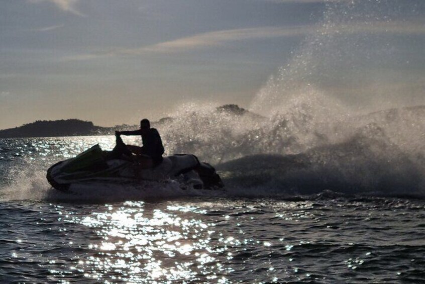 Jetskiing on Patong Bay