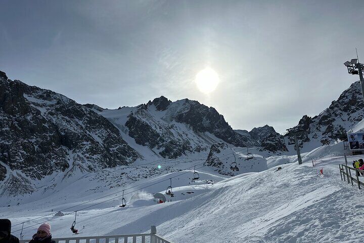 Hike from Shymbulak to Bogbanovisch Glacier