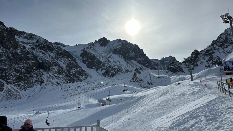 Hike from Shymbulak to Bogbanovisch Glacier