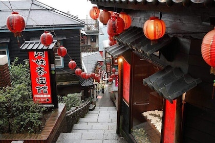 Yehliu Jiufen Shifen Yingyang Sea 13 Levels and Golden Waterfalls