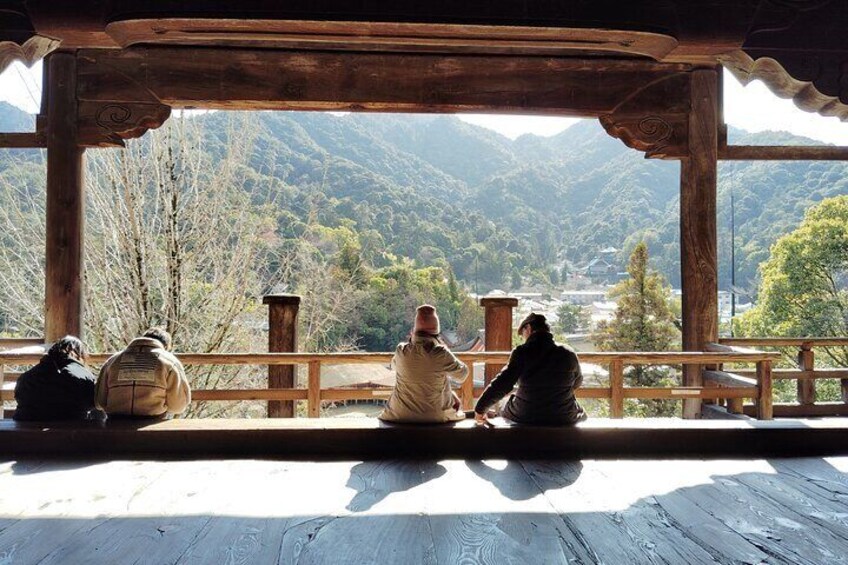 Itsukushima Shrine Tour with Local Guide