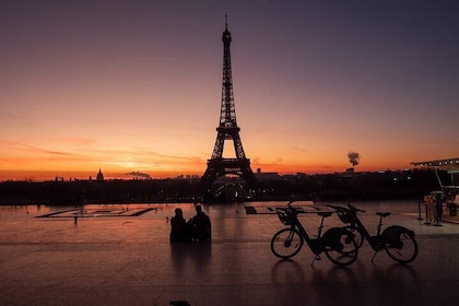 Sunrise Biking Tour: Paris Without Crowds