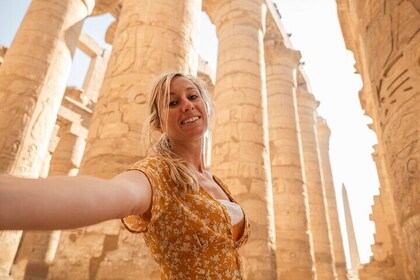 Hurghada: Small-Group Luxor Highlights & Hot Air Balloon Day Tour