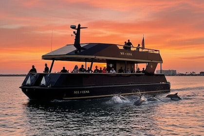 Sandestin Sunset Eco-Dolphin Cruise Aboard Sol y Luna
