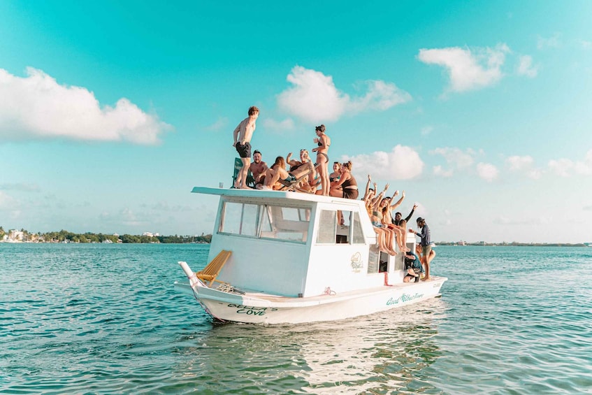 Picture 2 for Activity Caye Caulker: Sunday Funday Beach Experience