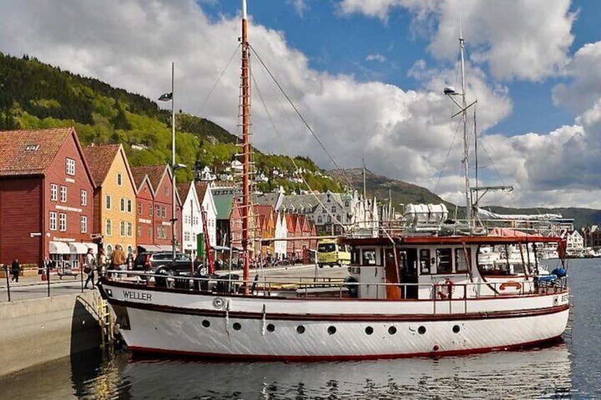 Fishing trip from Bergen with the unique Weller boat