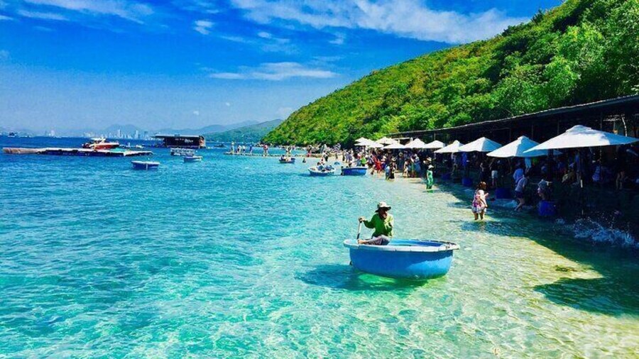 Coral Reef Snorkeling and Floating Bar Party from Nha Trang
