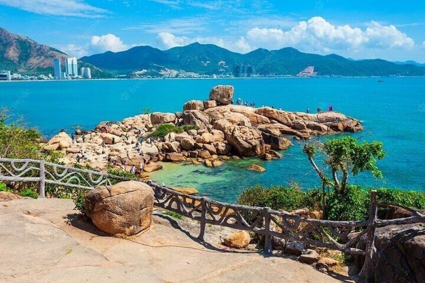 Coral Reef Snorkeling and Floating Bar Party from Nha Trang