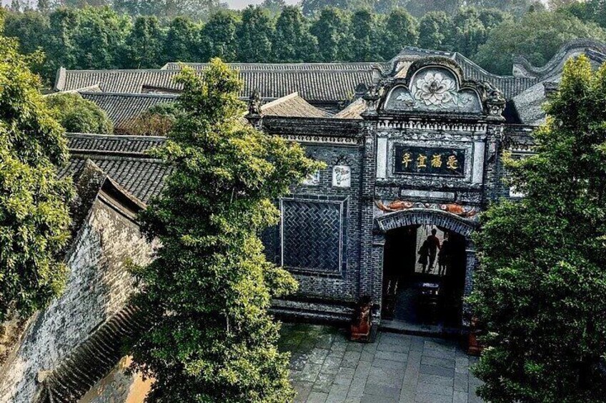 6 Days Chengdu Cultural and Night Scene Tour