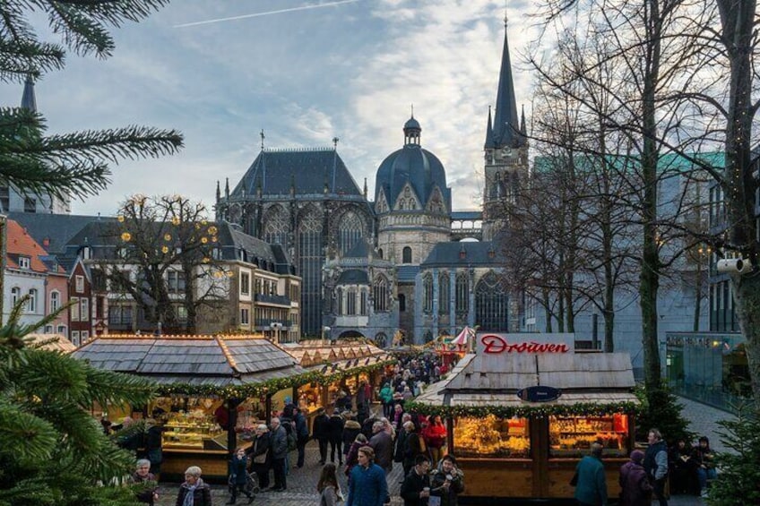 Aachen Cathedral a pilgrims tour of the relics 