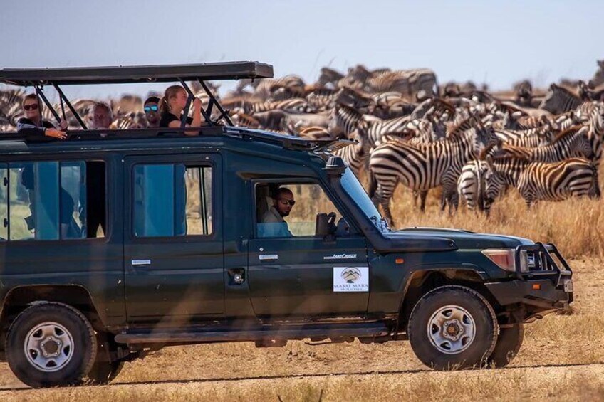 3 days Maasai Mara Camping Safari On 4X4 Land Cruiser Jeep