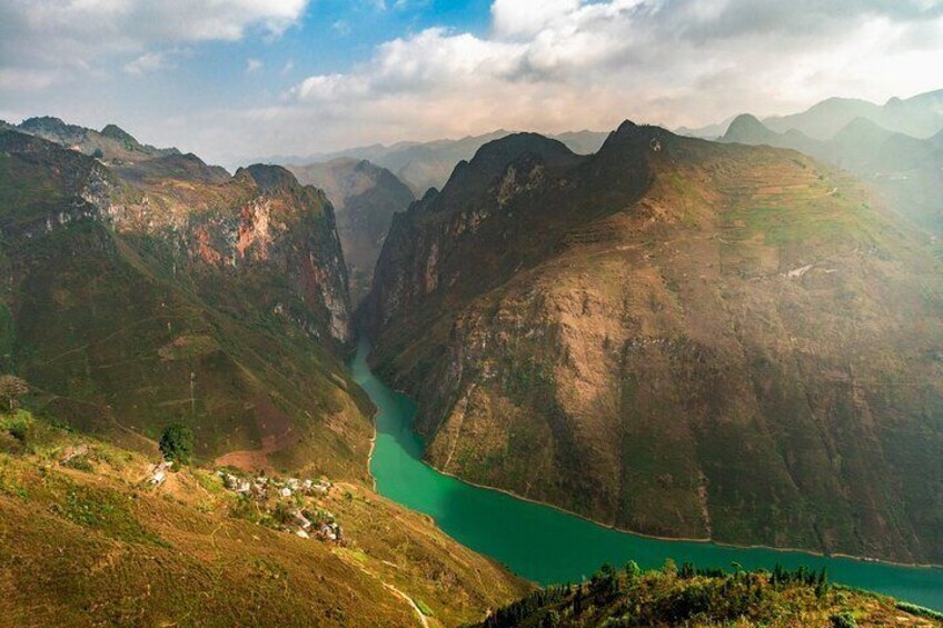 4D3N Ha Giang Loop Group Tour from Ha Giang