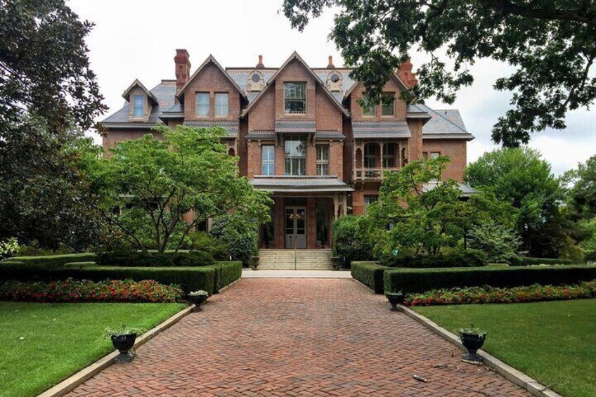 Raleigh North Carolina Scavenger Hunt Walking Tour and Game