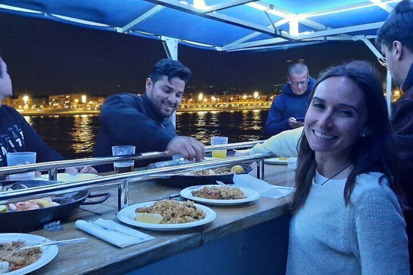 Valencia Evening Cruise with Dinner and Drinks