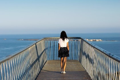 Visit Santa Pola Lighthouse and Village with Tentempié in Van