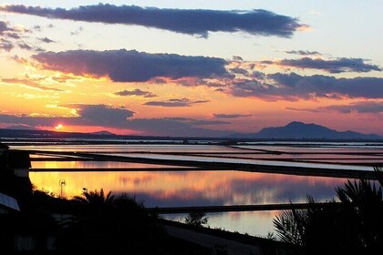 Visit the Santa Pola Lighthouse overlooking Tabarca from Alicante