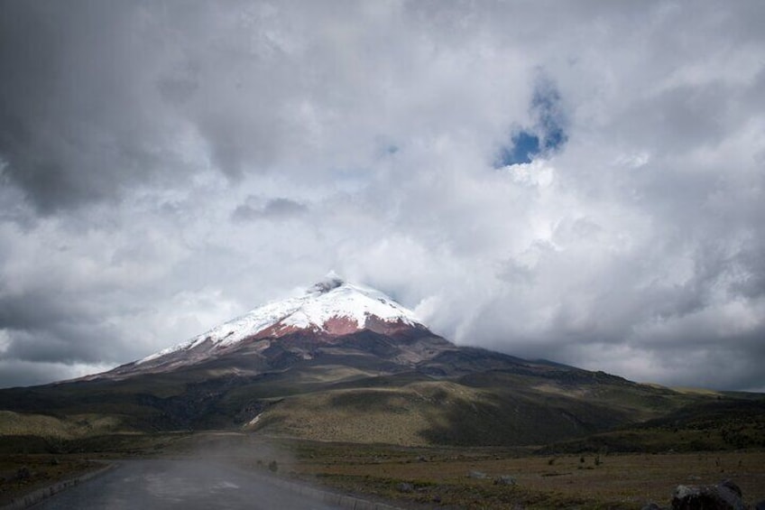 Tour to Cotopaxi: Start in Baños, end in Quito