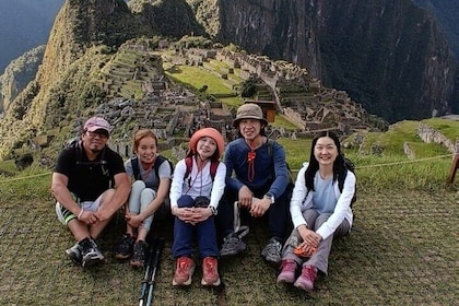 4 Days Tour in Cusco City the Sacred Valley and Machu Picchu