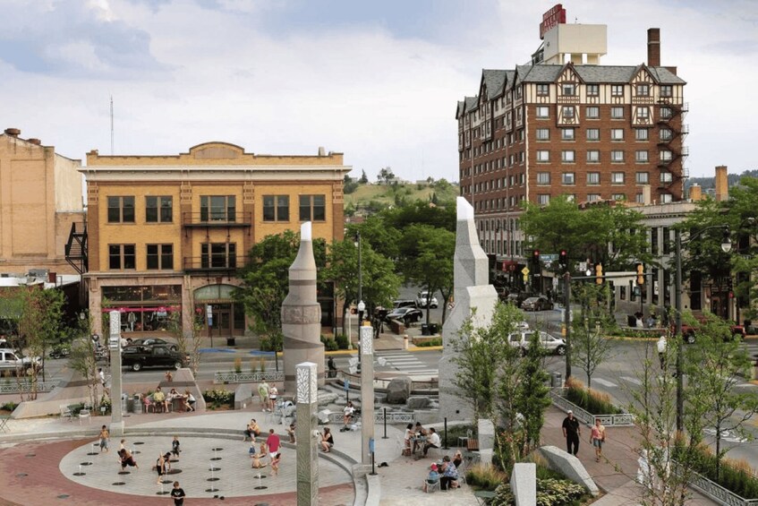 Picture 3 for Activity Rapid City: Guided Tour with Journey Museum Admission