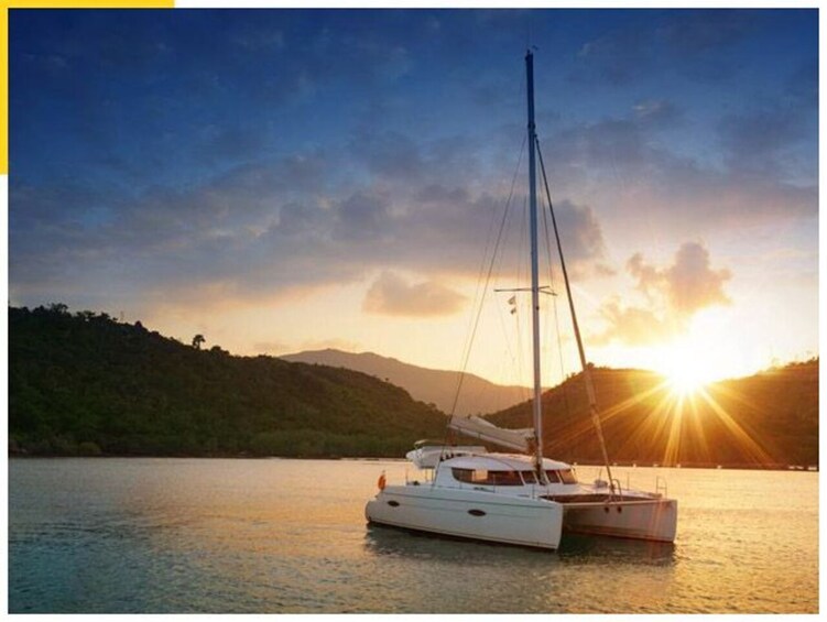 Costa Rica Private Sunset Cruise: Beaches, Snorkeling & Open Bar