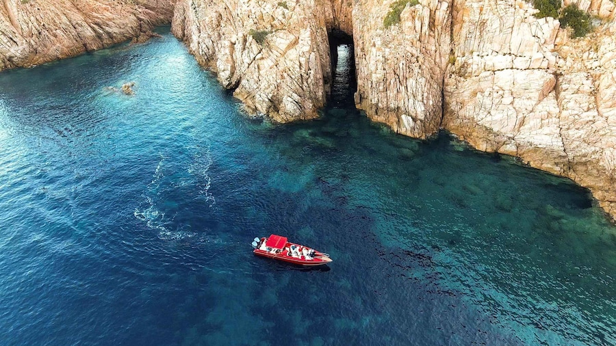 Picture 3 for Activity Croisière Réserve de Scandola / Calanques de Piana