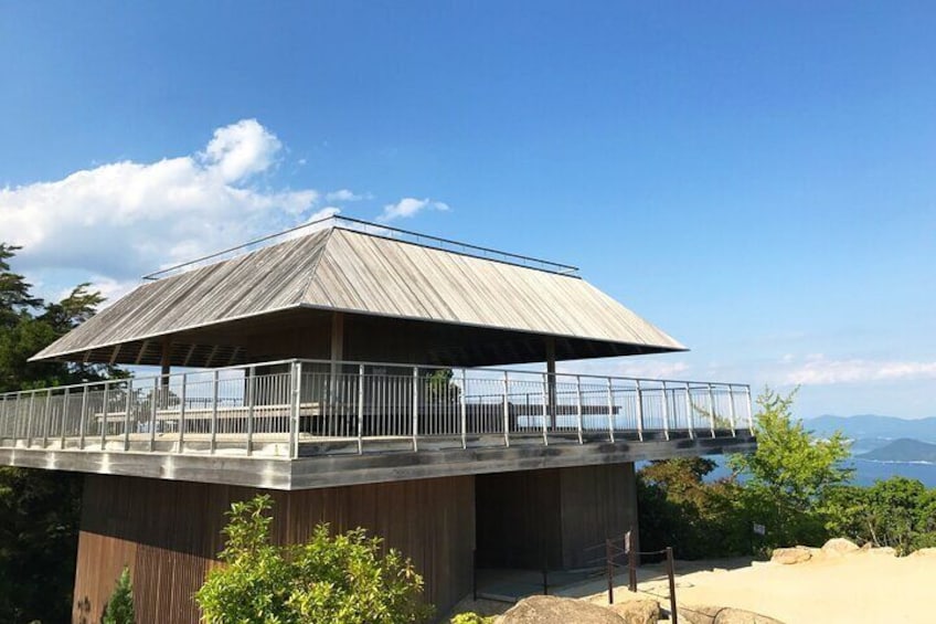 Itsukushima Shrine and Miyajima Summit 5hour Tour in Miyajima