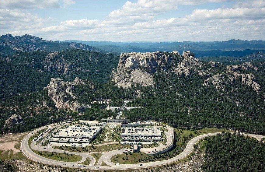 Picture 2 for Activity From Rapid City: Mt. Rushmore Memorial Tour